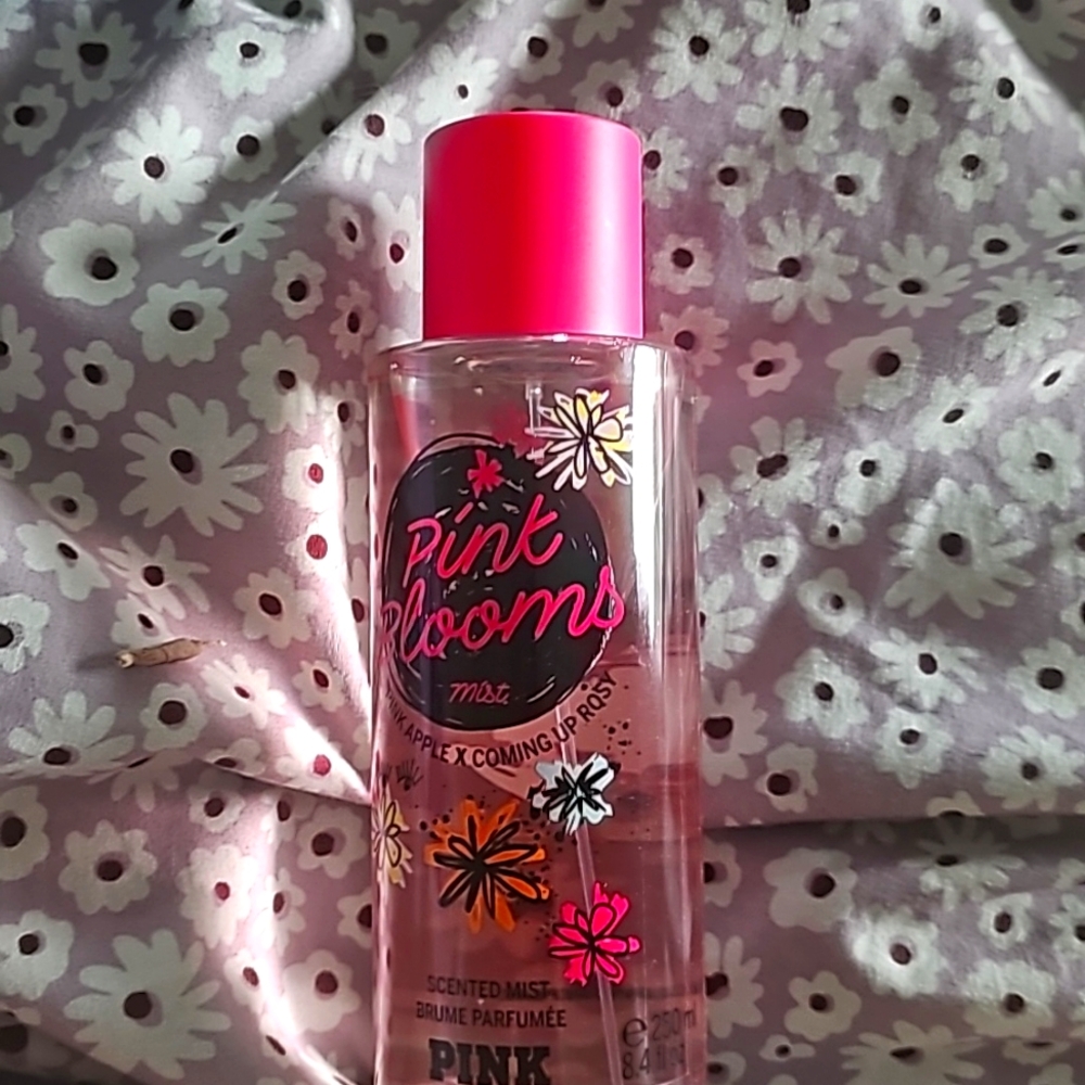 Victorias secret pink blooms